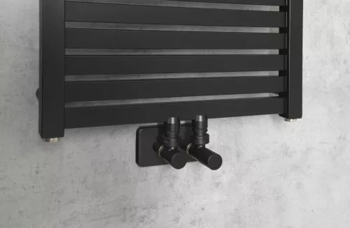 Egyenes radiátor, AQUALINE TONDI radiátor, középső bekötéssel, 450x1330 mm, matt fekete DT476T