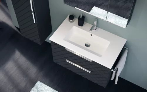 Alsó szekrény, Tboss Quarto 80 fekete fogantyúval