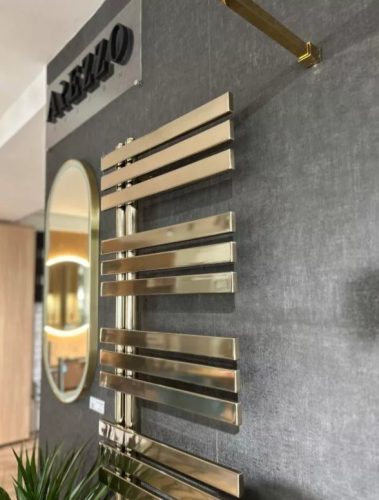 Egyenes radiátor, Arezzo design Horizont Shiny Gold Slim 1200x500 törölközőszárító AR-HS12050SGLE